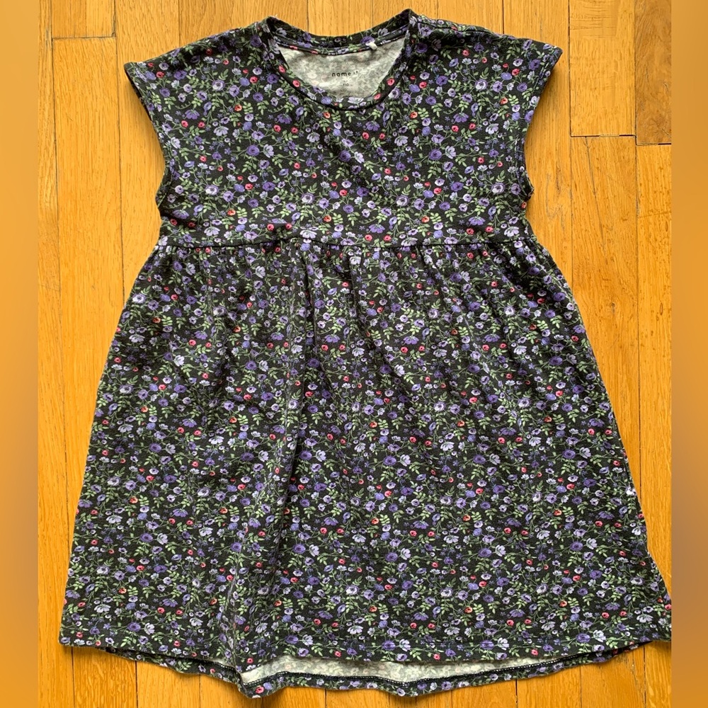 Cute flowered Summer Dress Size 5T